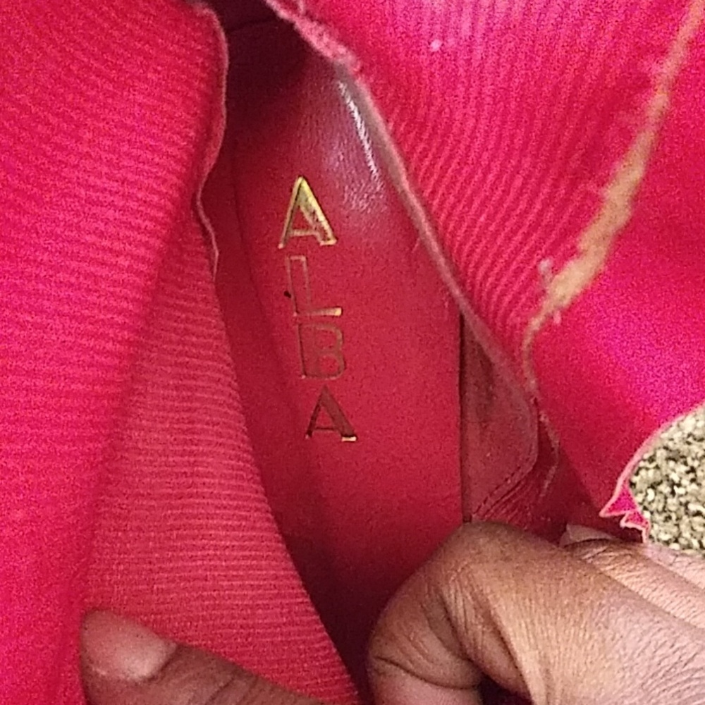 Shoes - Picture 3 of 4